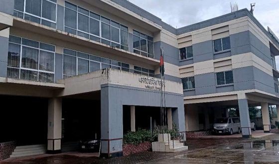 শিক্ষক ও যন্ত্রপাতি সংকটে চাঁদপুর আইএমটি