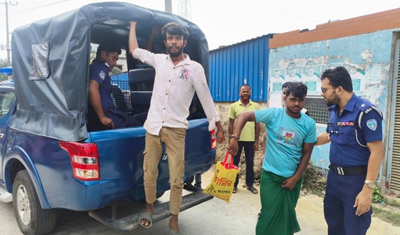 কুমিল্লায় কিশোর গ্যাংবিরোধী অভিযান, আটক ৪১৫