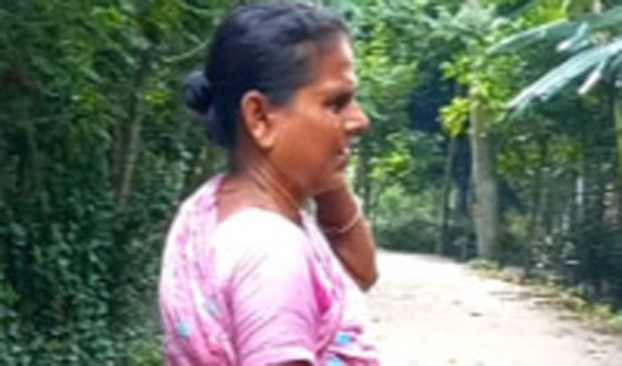 খাজরার অন্ধ শান্তি রানীর আকুতি একখানা বসবাসের ঘর