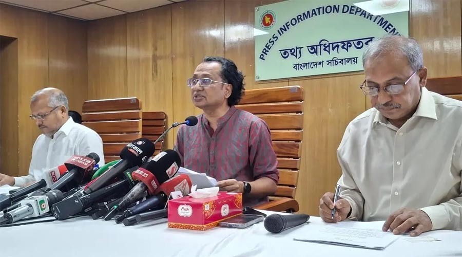 সালমানের পোস্ট সরানোর পরও জামায়াতের স্ট্যাটাস কেন বহাল, প্রশ্ন তথ্য উপদেষ্টার